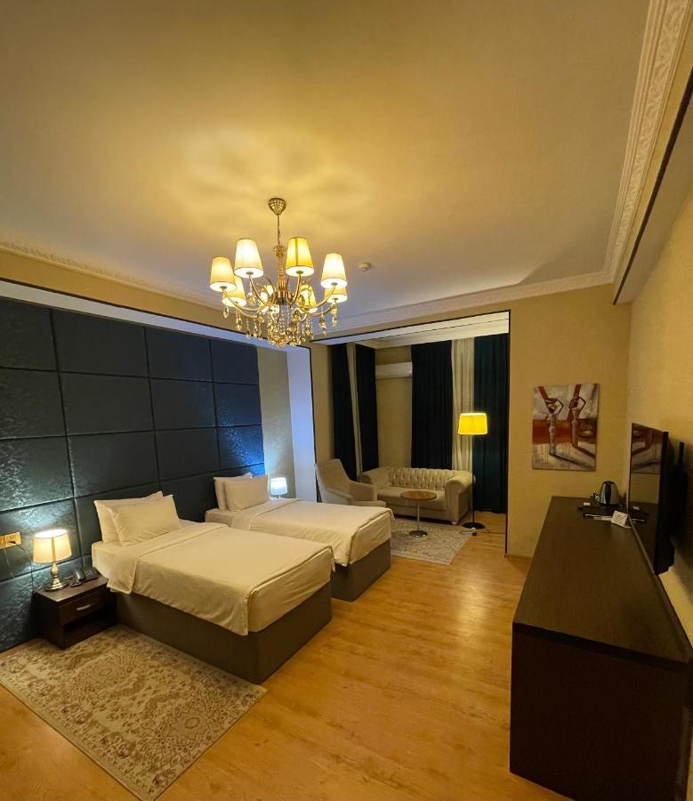 Square Baku Hotel Exterior foto